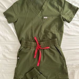 Figs Scrubs: Olive Green